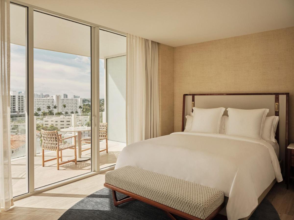 Four Seasons Hotel And Residences فورت لودرديل الغرفة الصورة