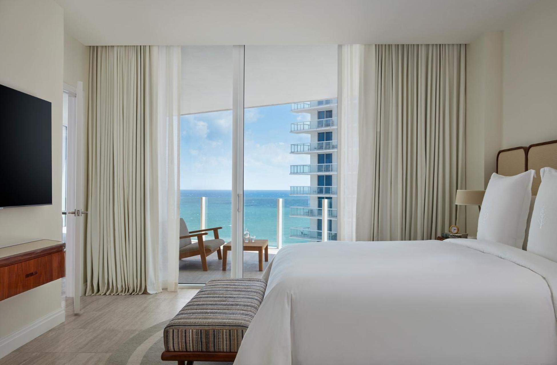 Four Seasons Hotel And Residences فورت لودرديل الغرفة الصورة